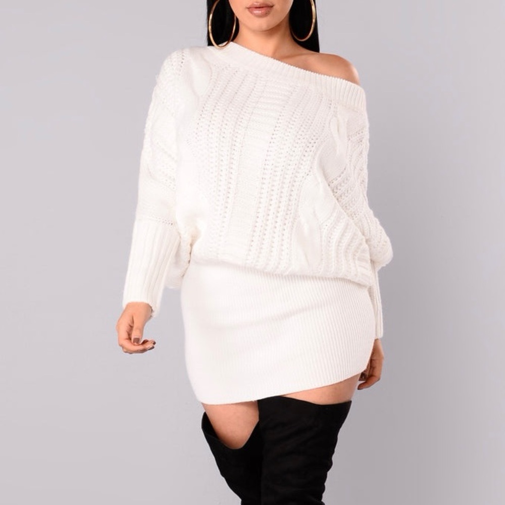 Knit Sweater Mini Dress / Tunic White Size M / L